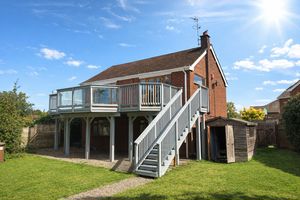 Photo 1- click for photo gallery